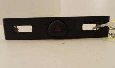 Renault Clio 2 II Campus Bj.08 Warnblinkschalter Schalter Warnblinkanlage